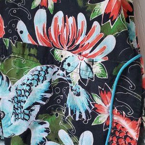 Womens size  s/m high quality scrub top Koi